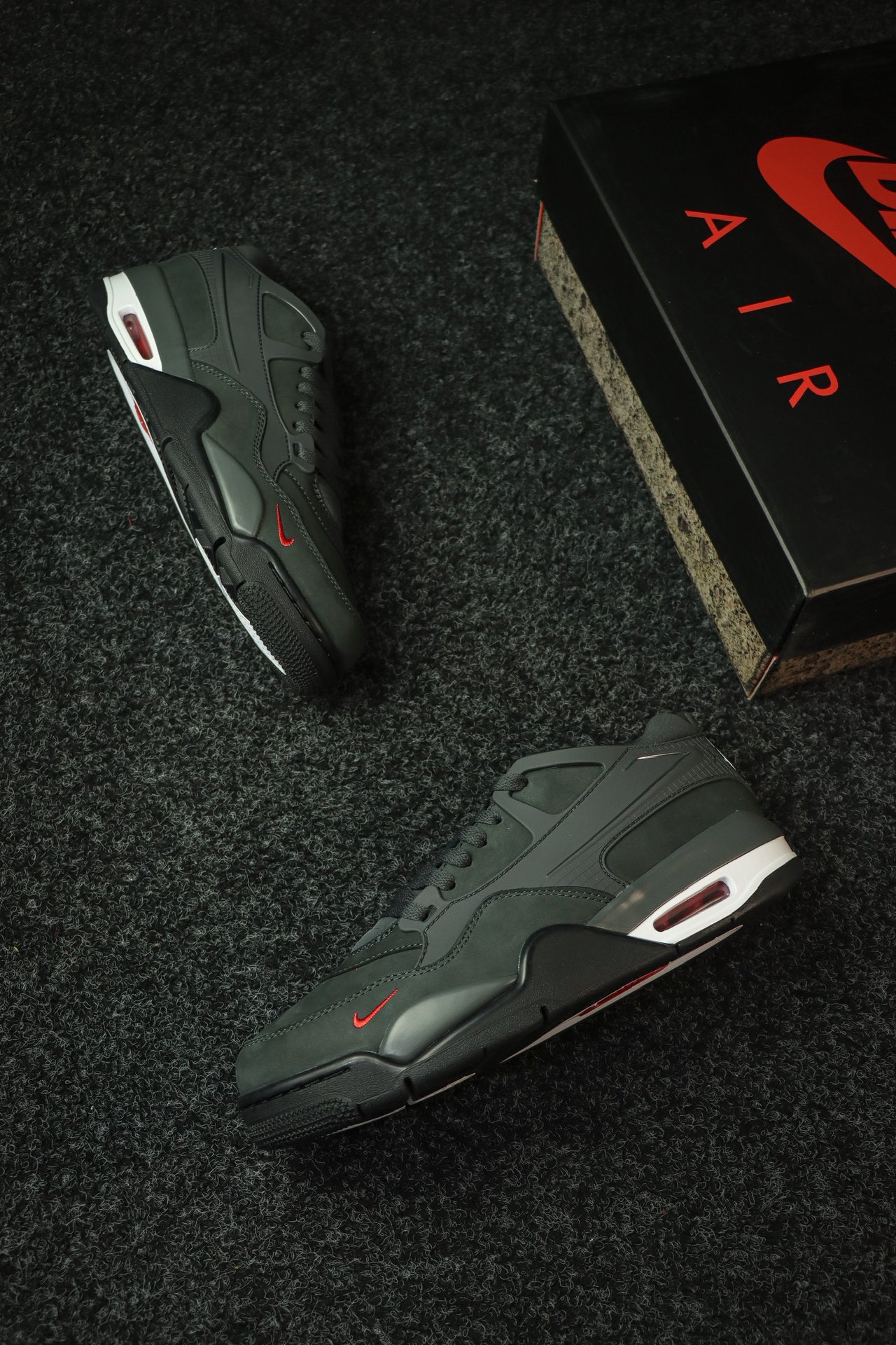 Air Jordan 4
