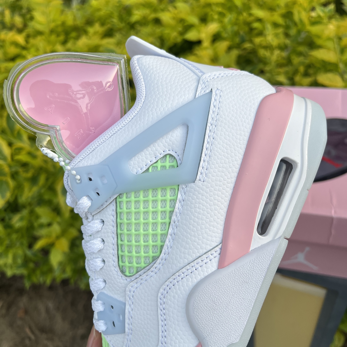 Air Jordan 4