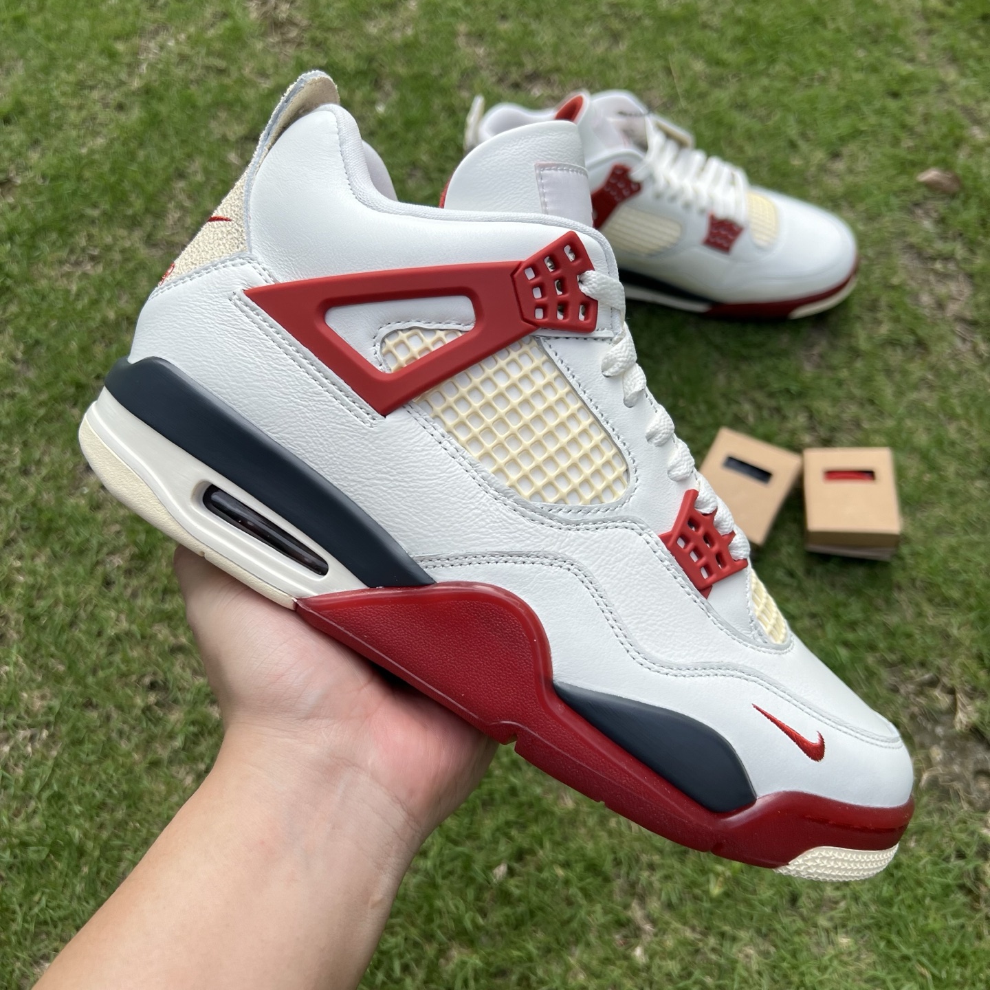 Air Jordan 4