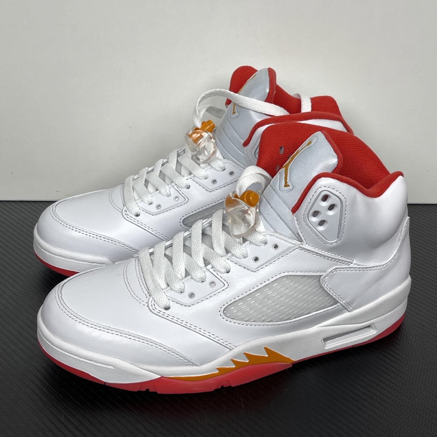 Air Jordan 4