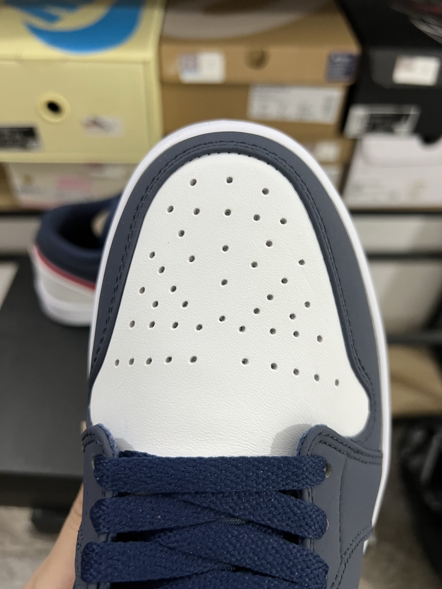 Air Jordan 4