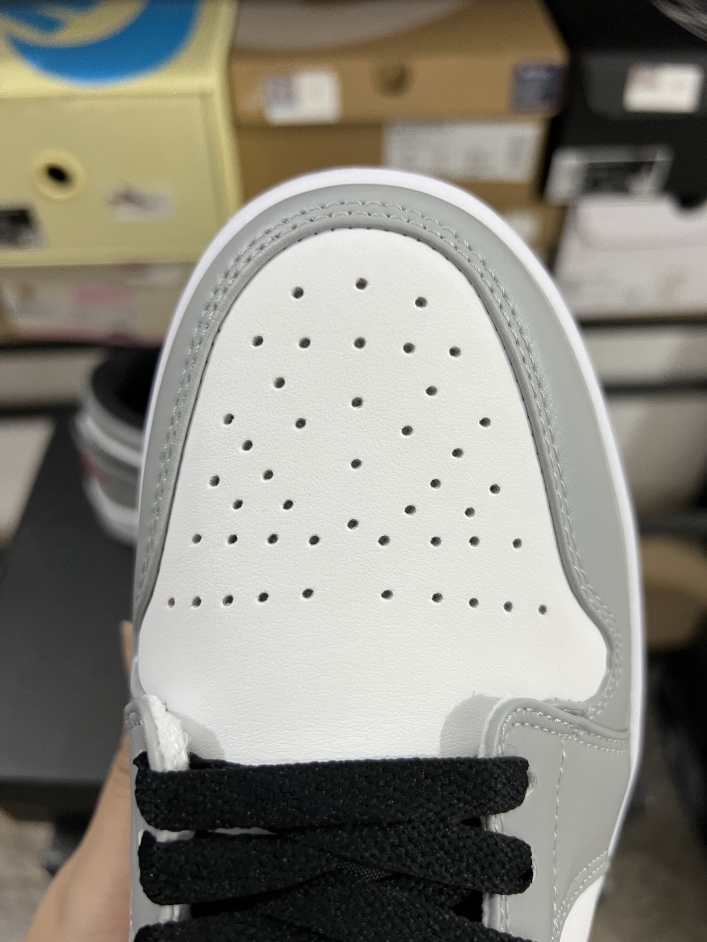 Air Jordan 4