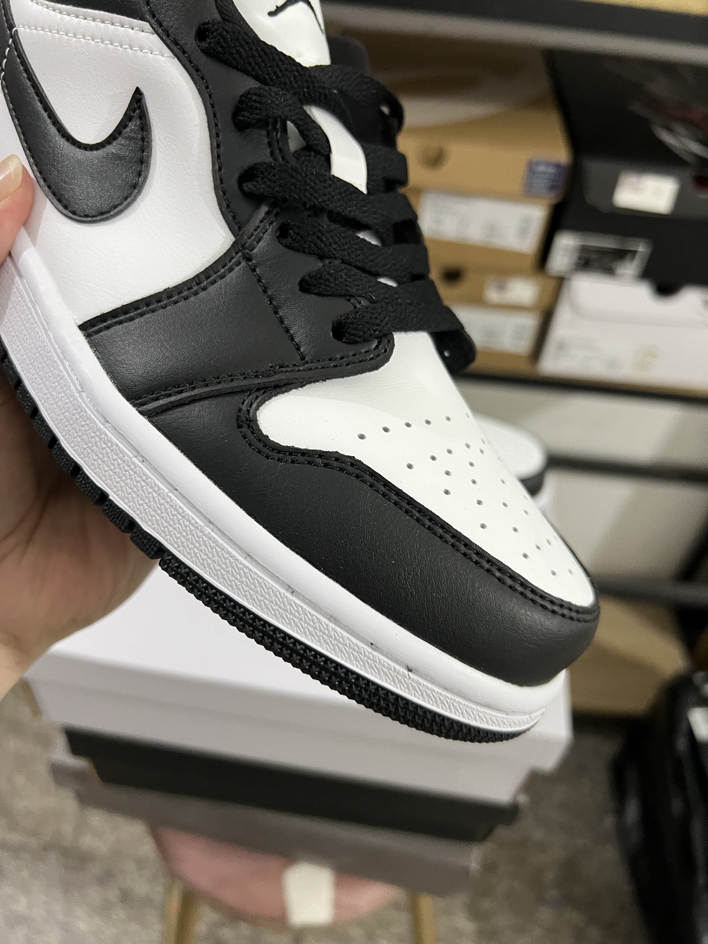 Air Jordan 4