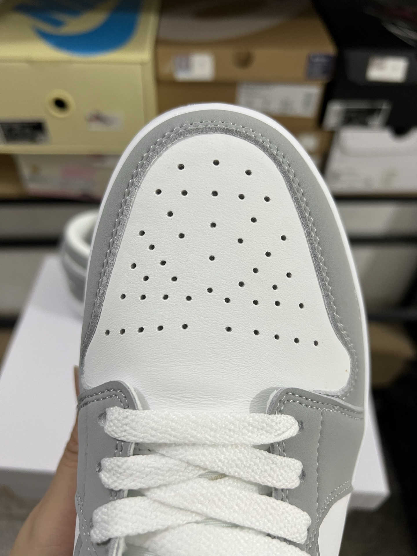 Air Jordan 4