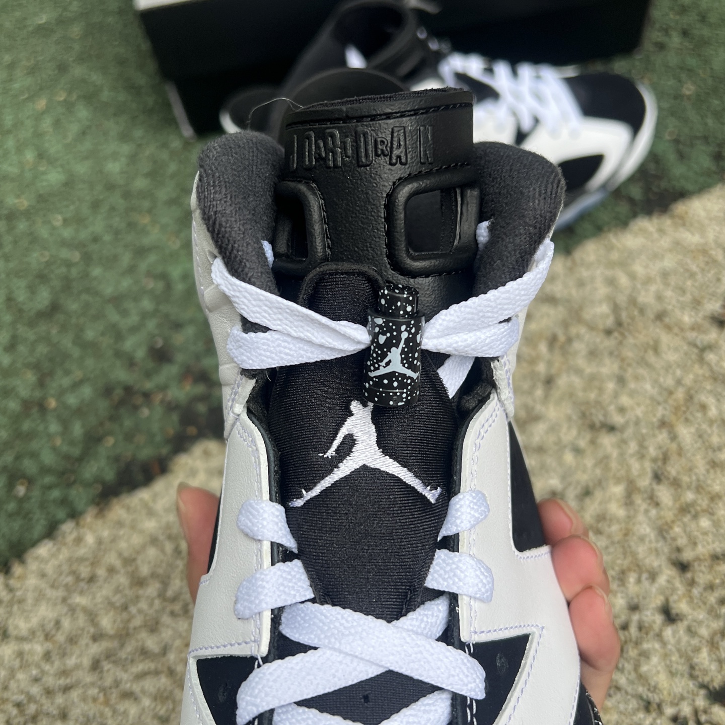 Air Jordan 4