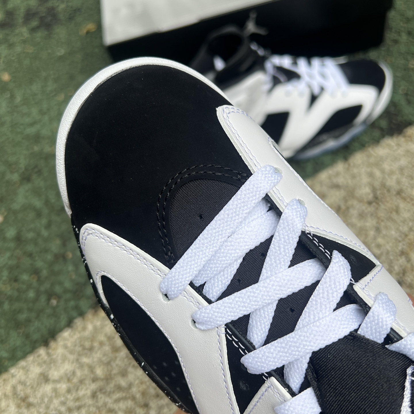 Air Jordan 4