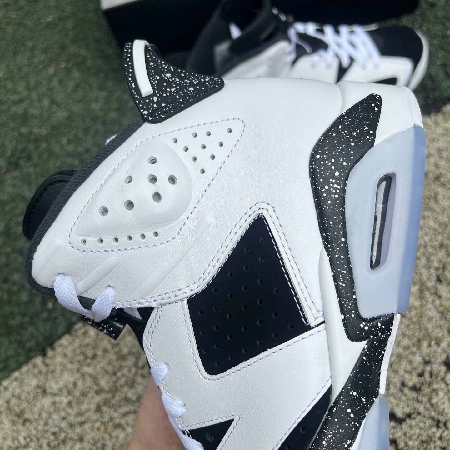 Air Jordan 4