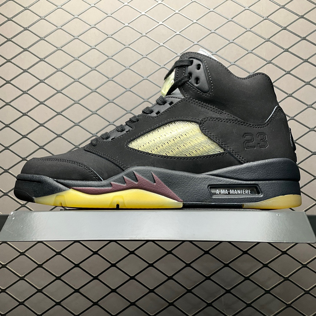 Air Jordan 4