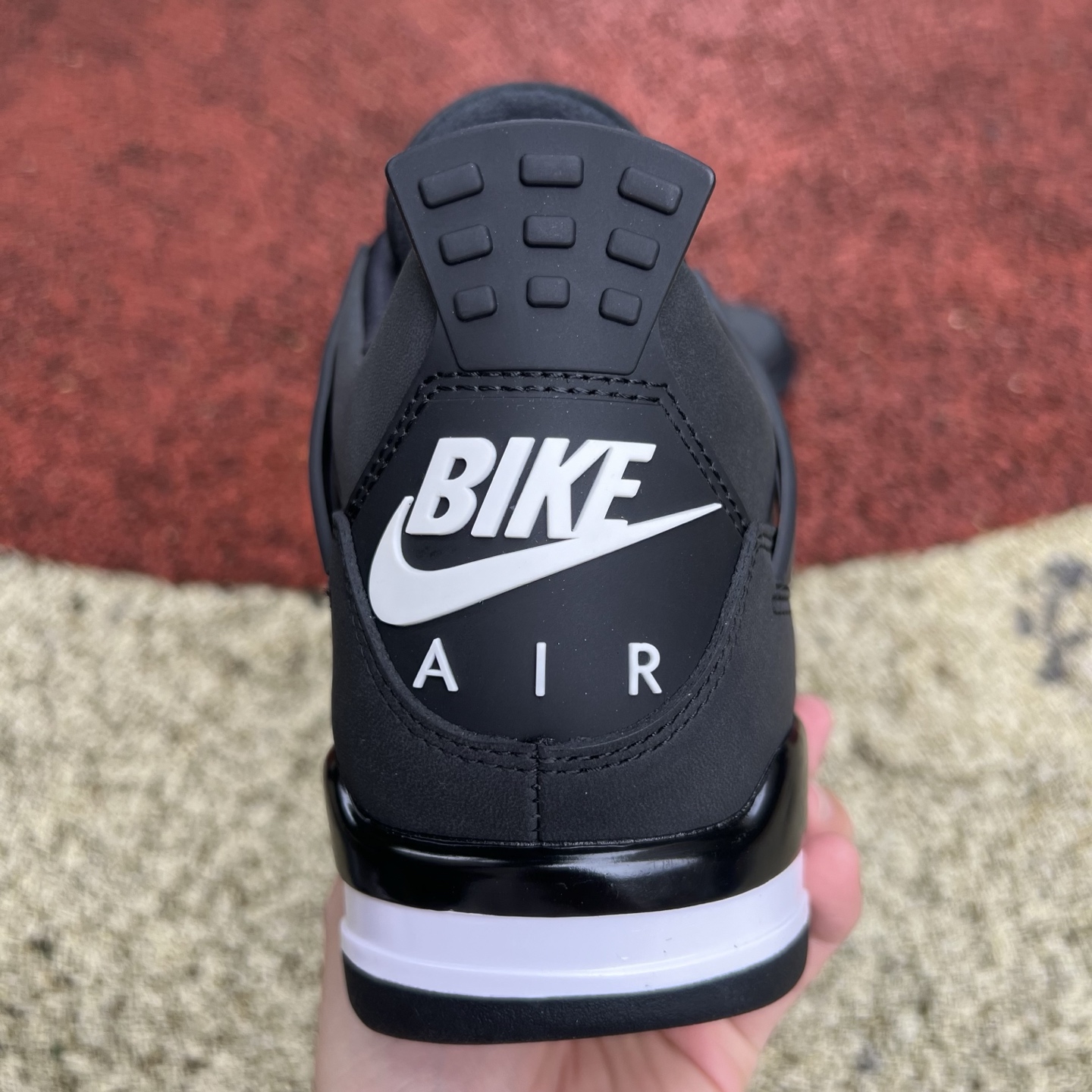 Air Jordan 4