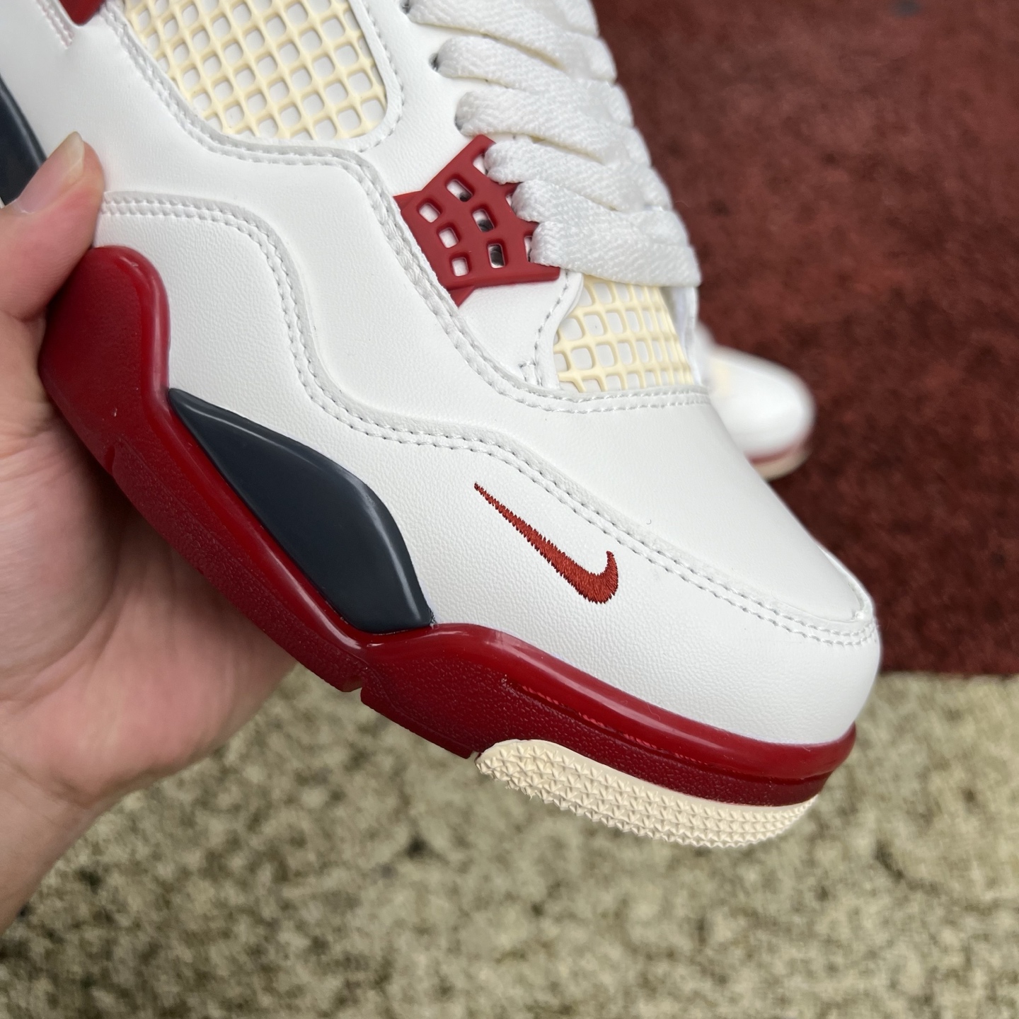 Air Jordan 4