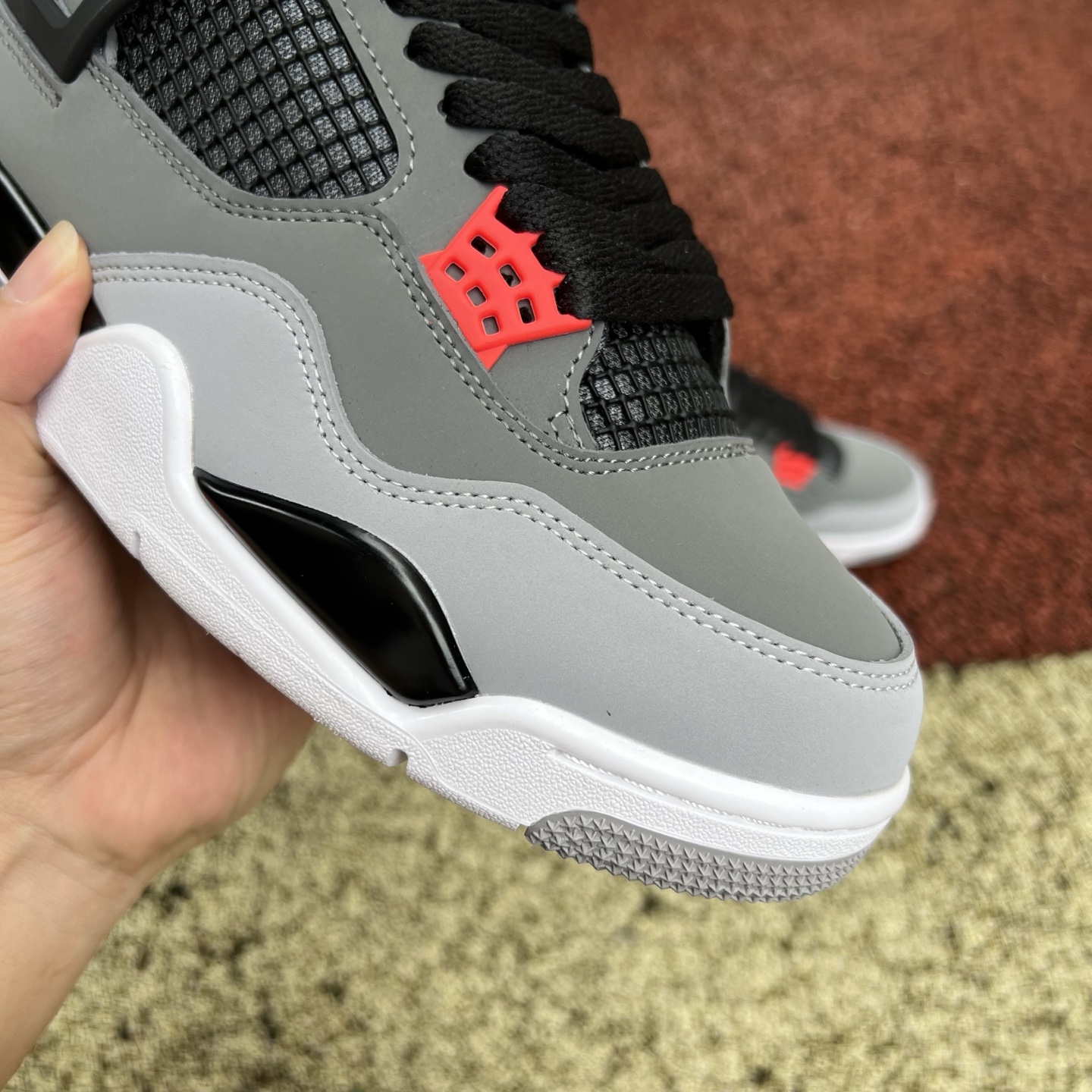 Air Jordan 4