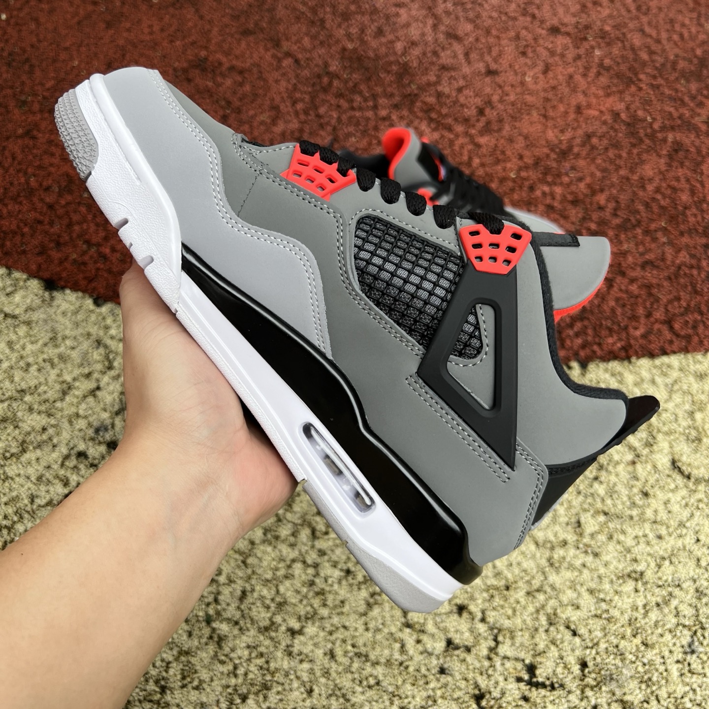 Air Jordan 4