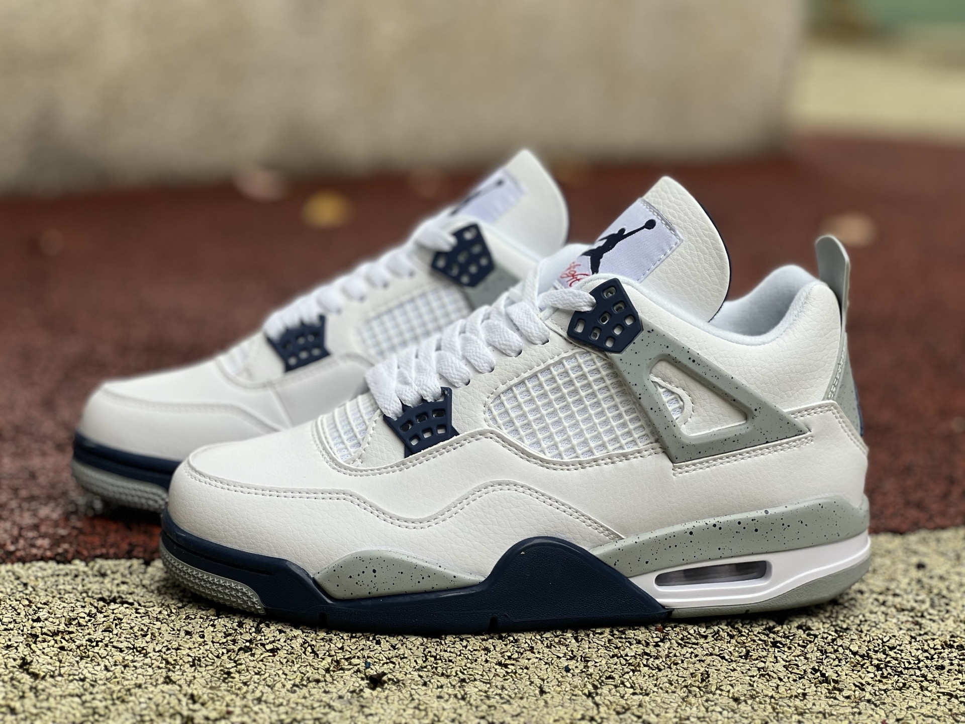 Air Jordan 4