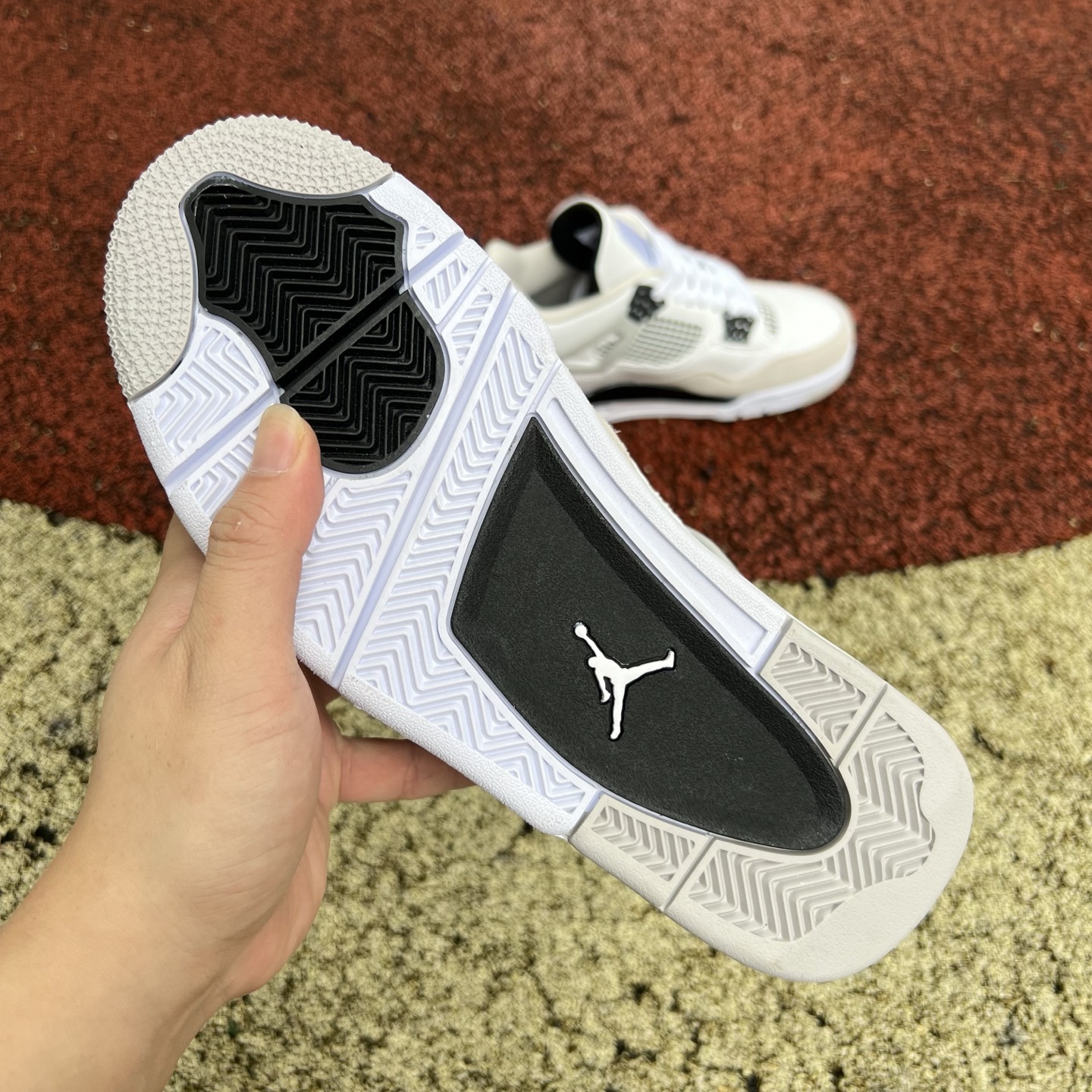Air Jordan 4