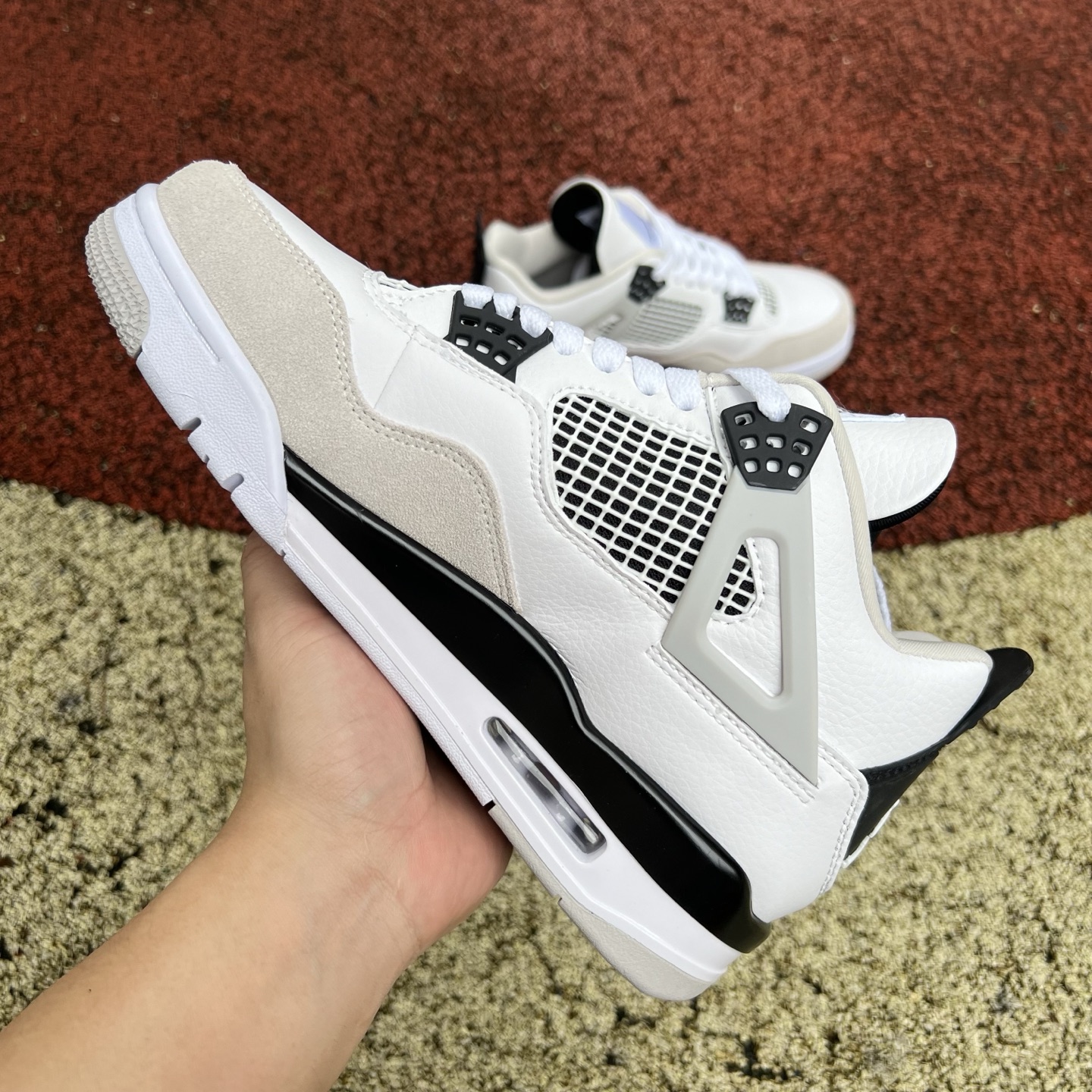 Air Jordan 4