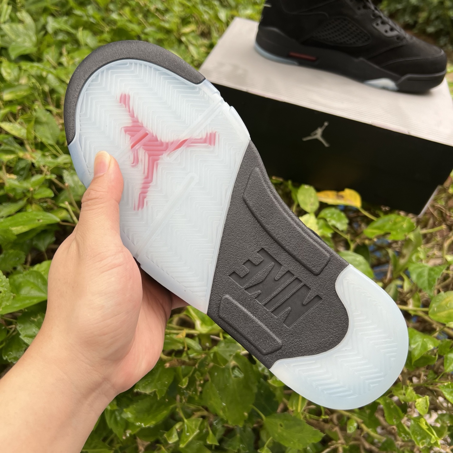 Air Jordan 4