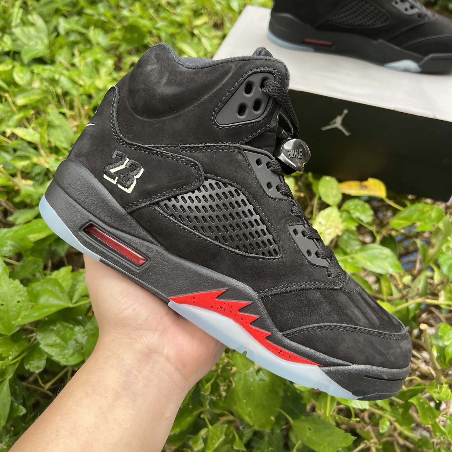 Air Jordan 4