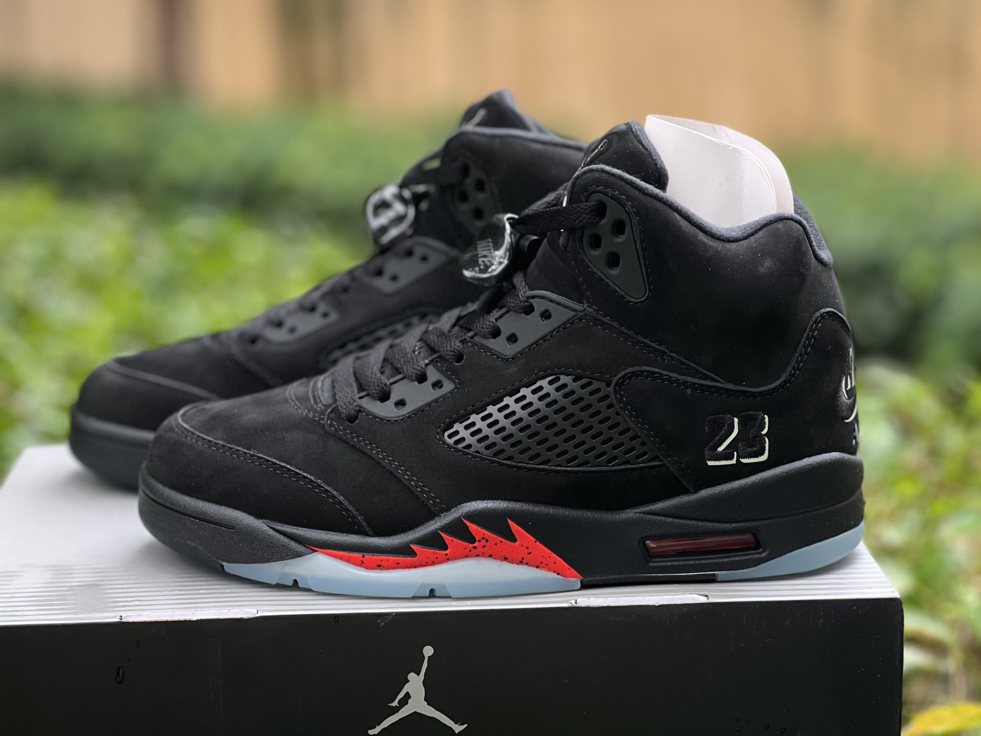 Air Jordan 4