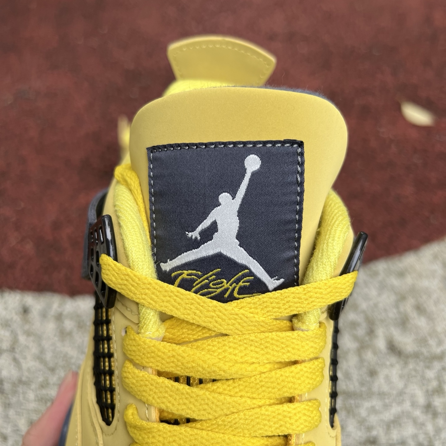 Air Jordan 4