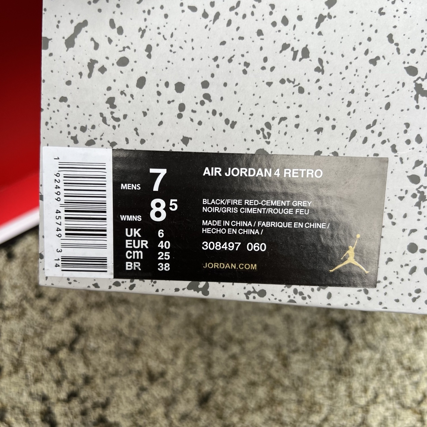 Air Jordan 4