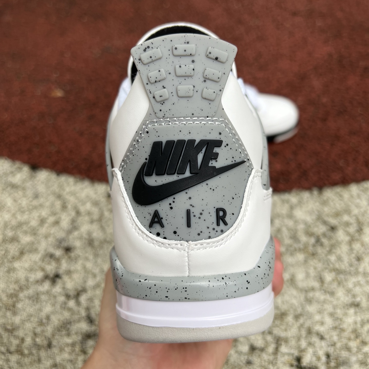 Air Jordan 4