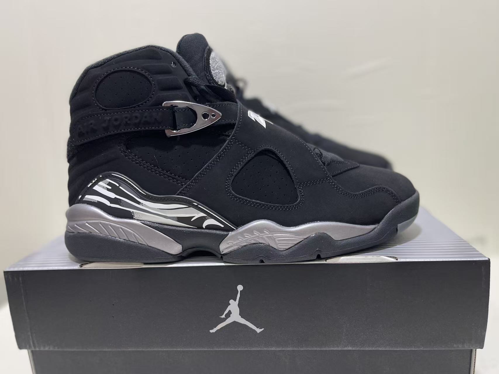 Air Jordan 4