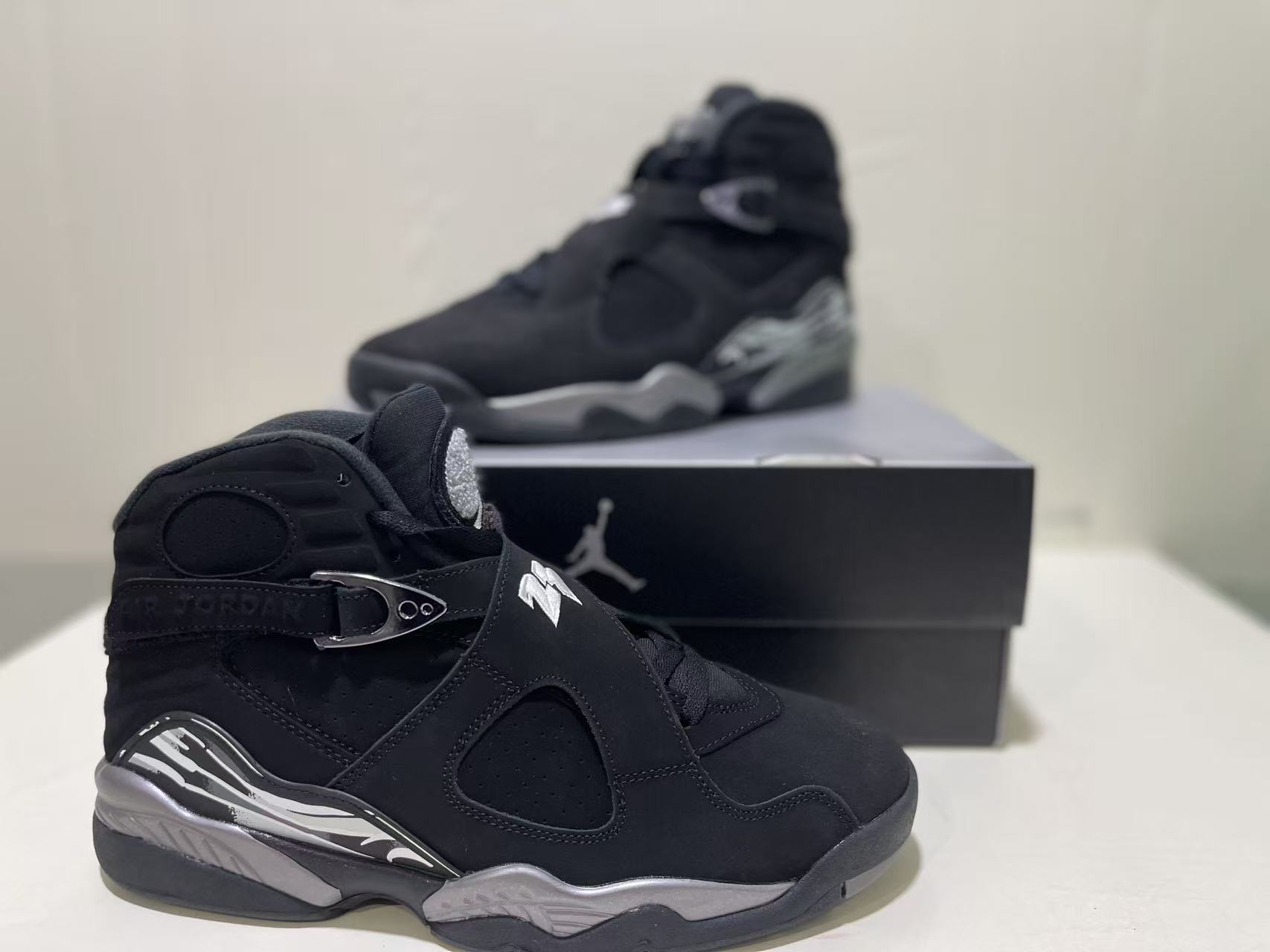 Air Jordan 4