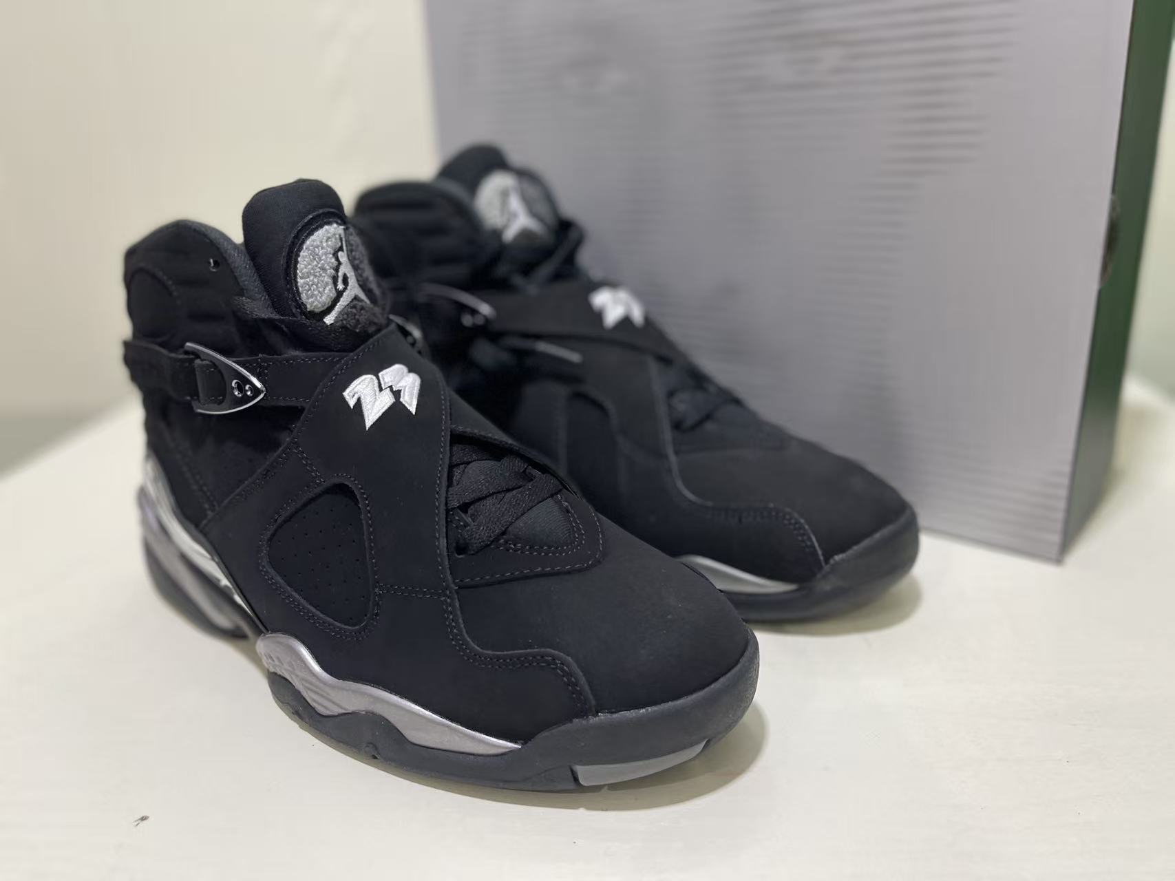 Air Jordan 4