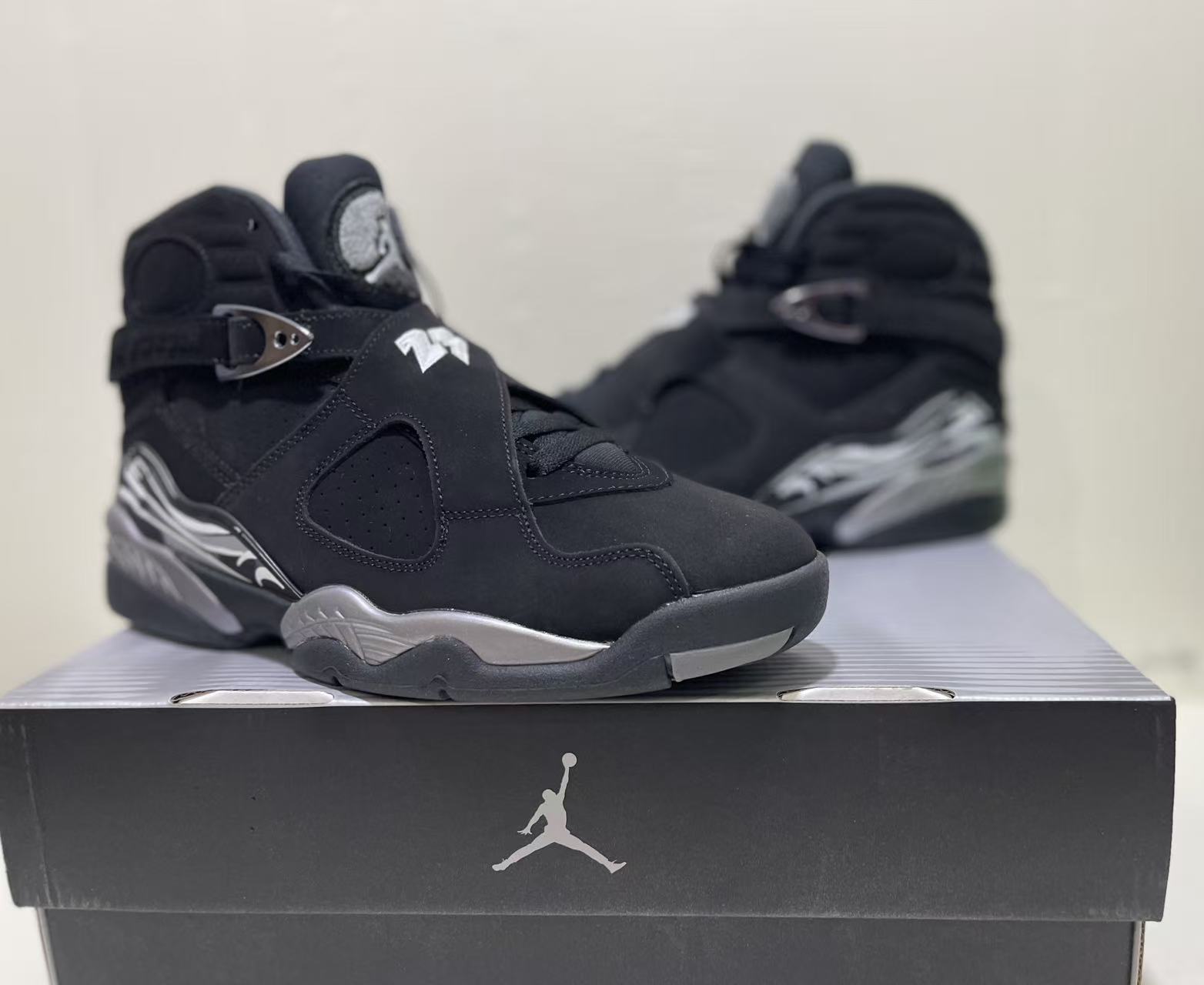 Air Jordan 4