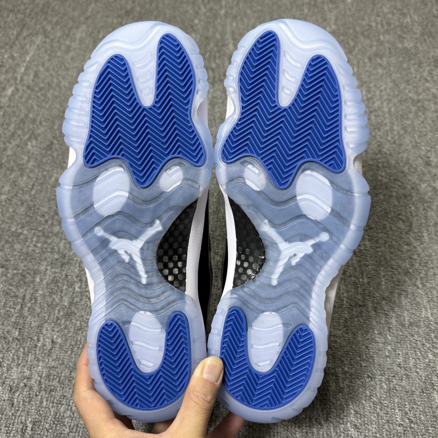 Air Jordan 4
