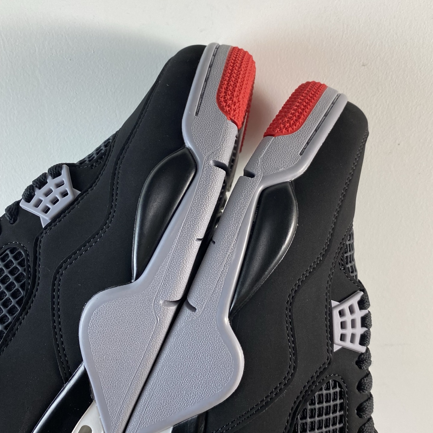 Air Jordan 4