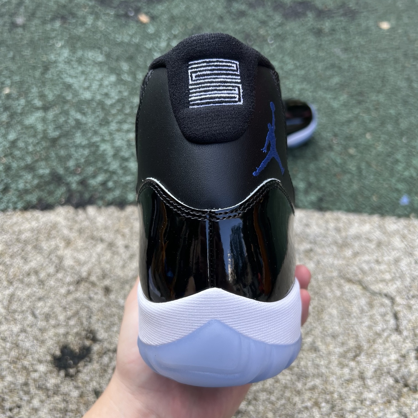 Air Jordan 4