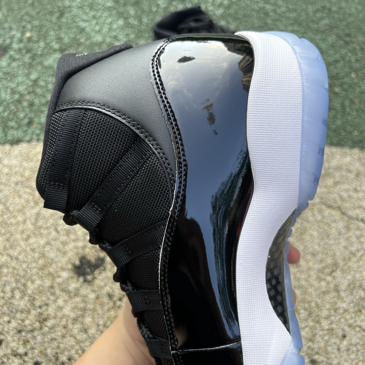 Air Jordan 4