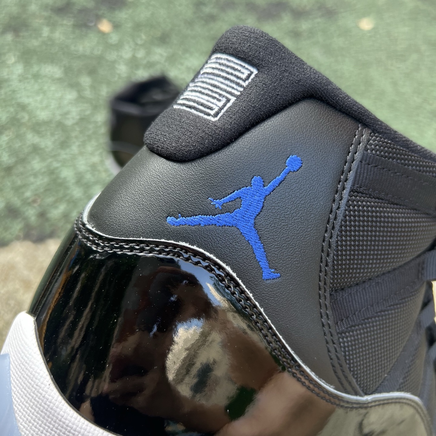 Air Jordan 4