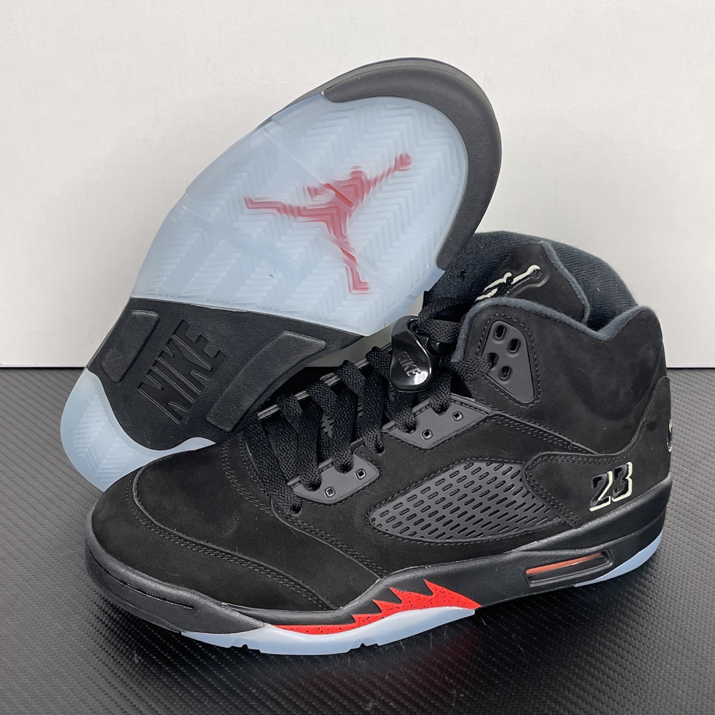 Air Jordan 4
