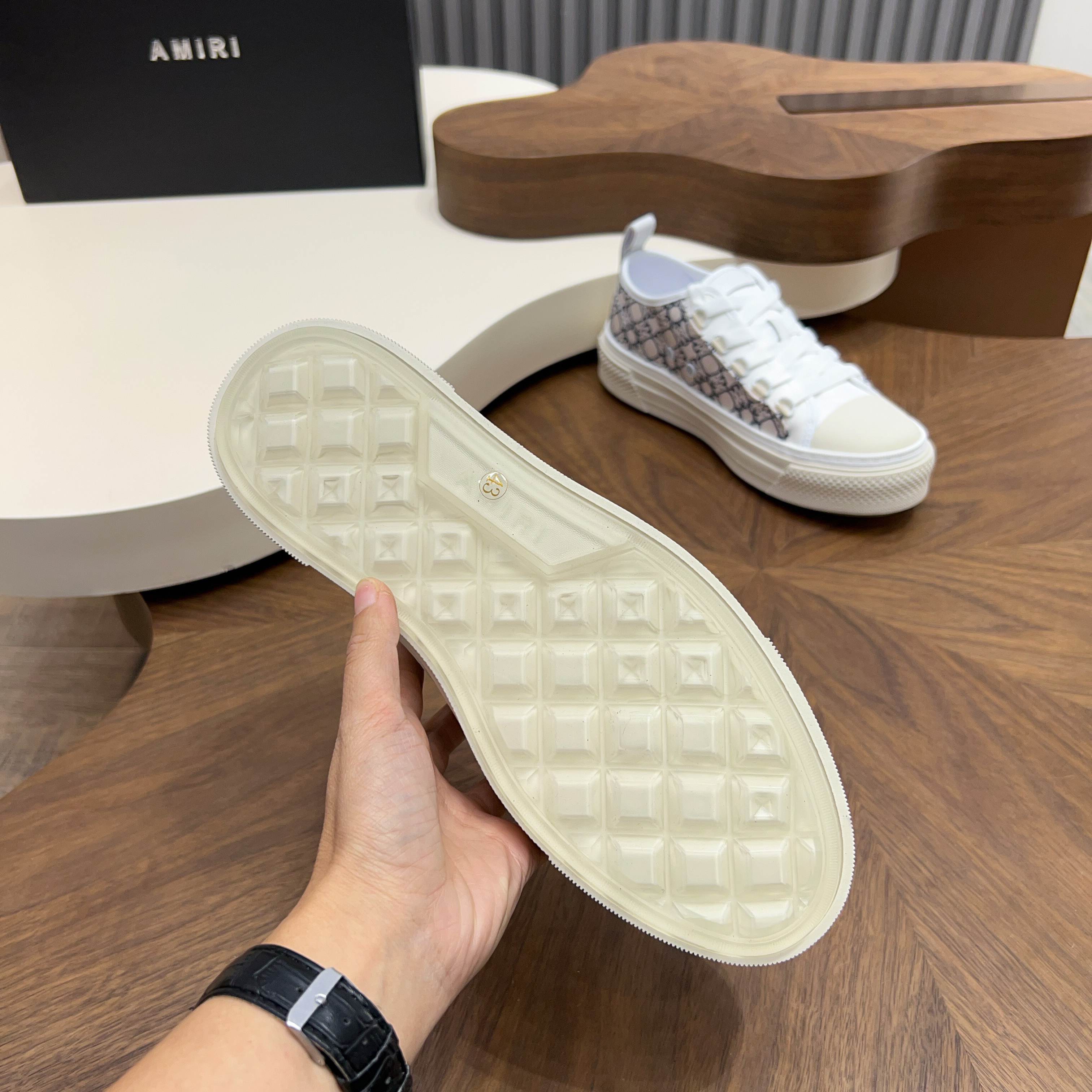 Amiri