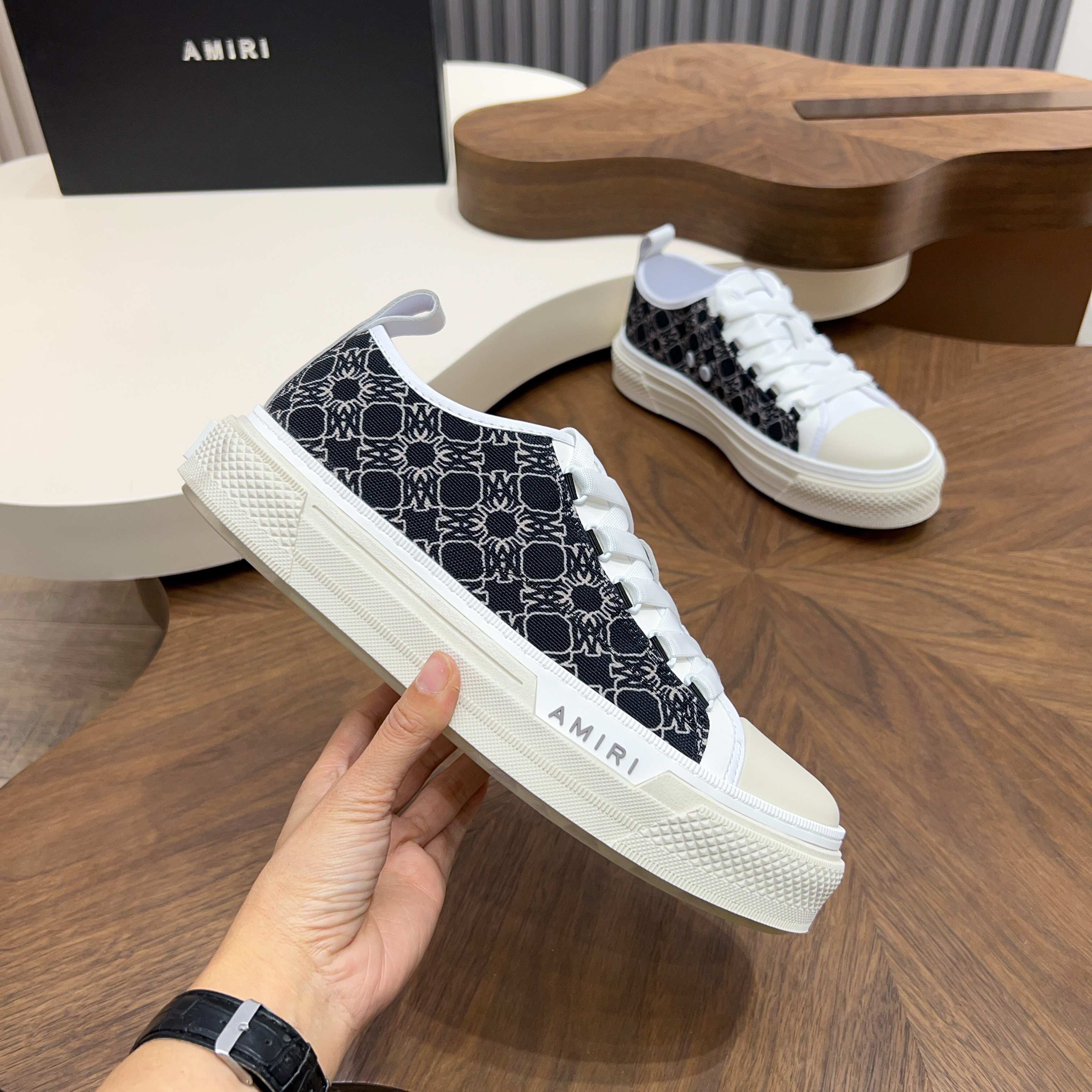 Amiri
