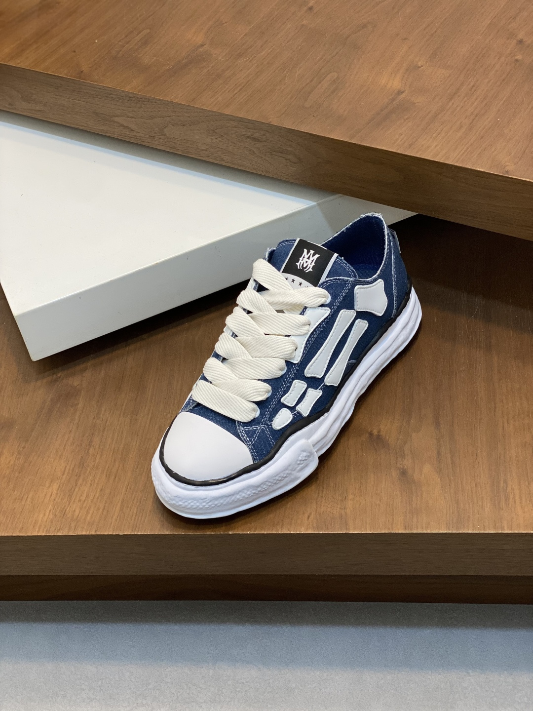 Amiri shoe
