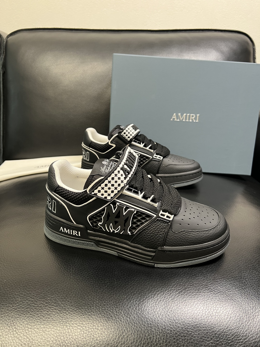Amiri shoe