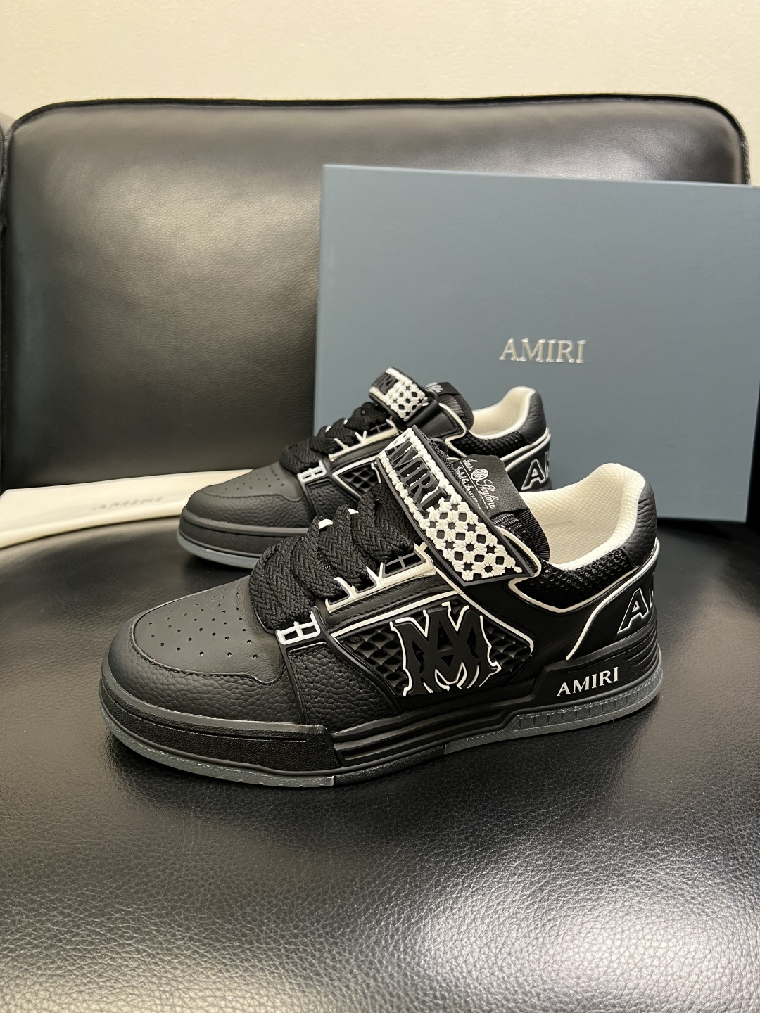 Amiri shoe