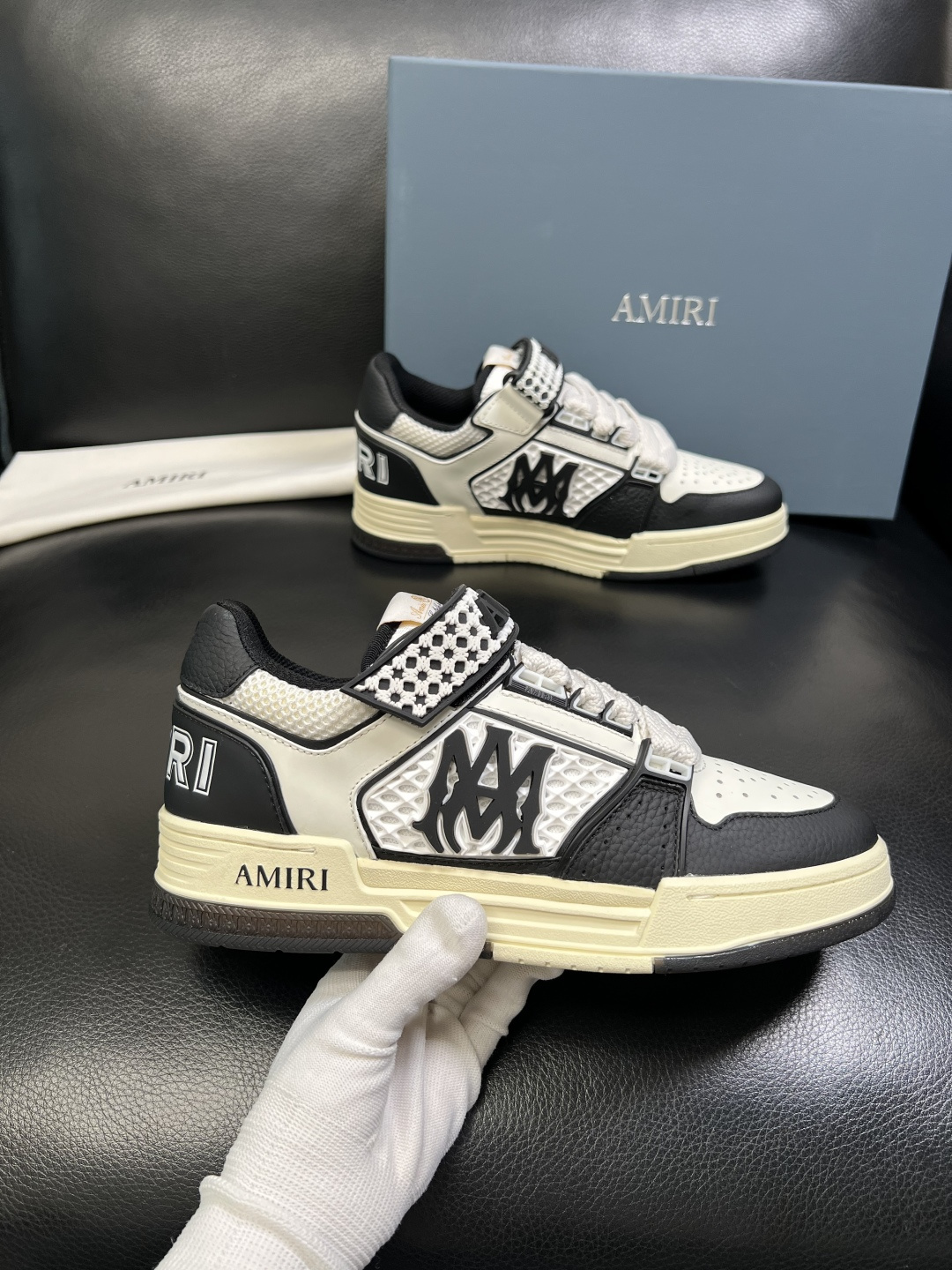 Amiri shoe