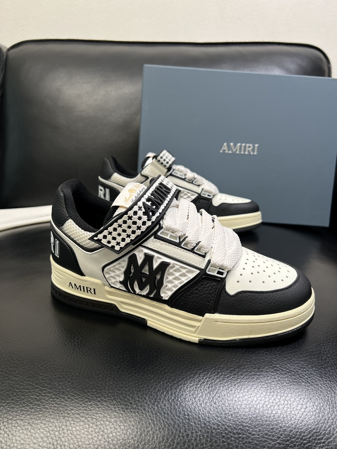 Amiri shoe