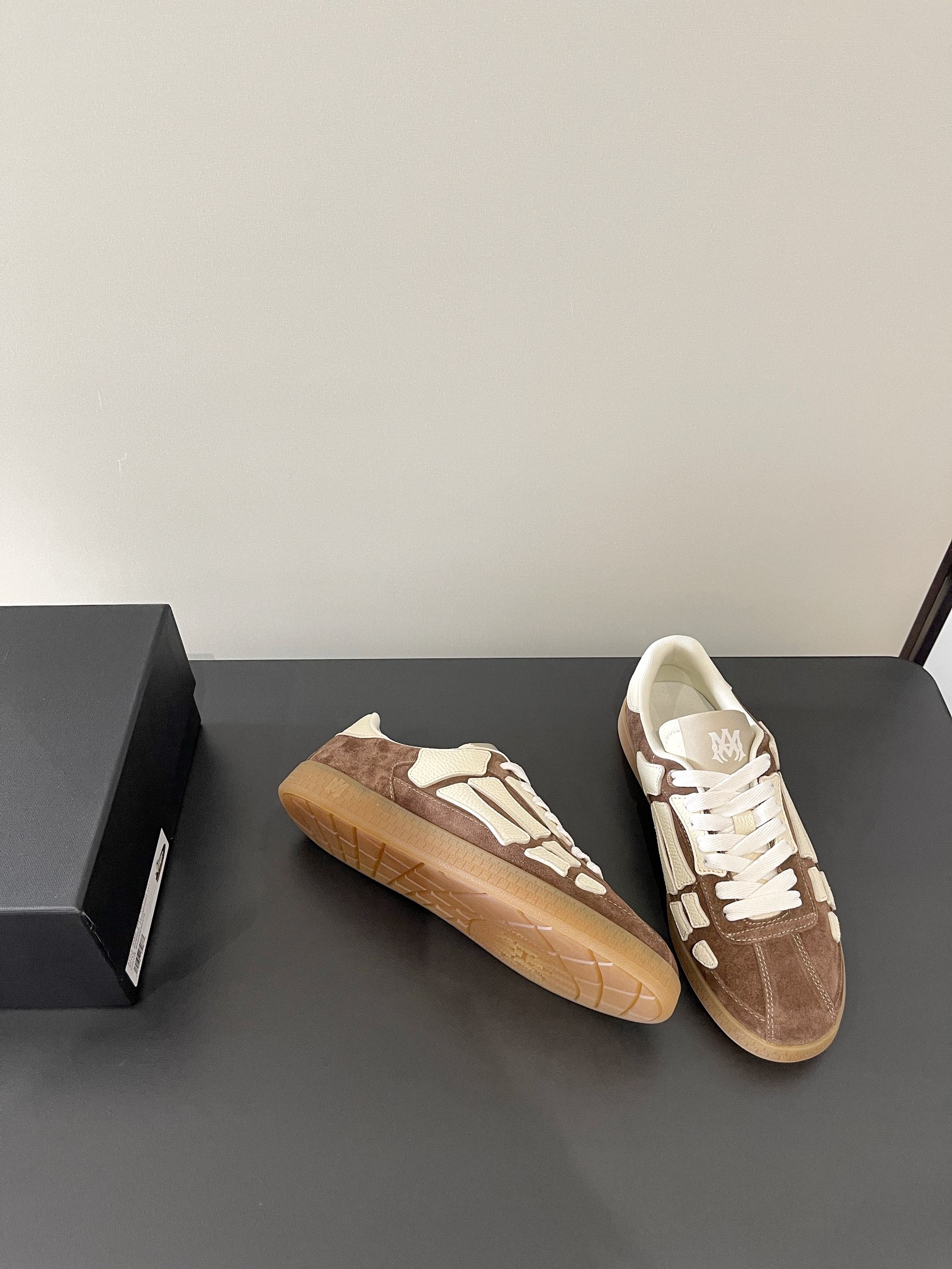 Amiri shoe