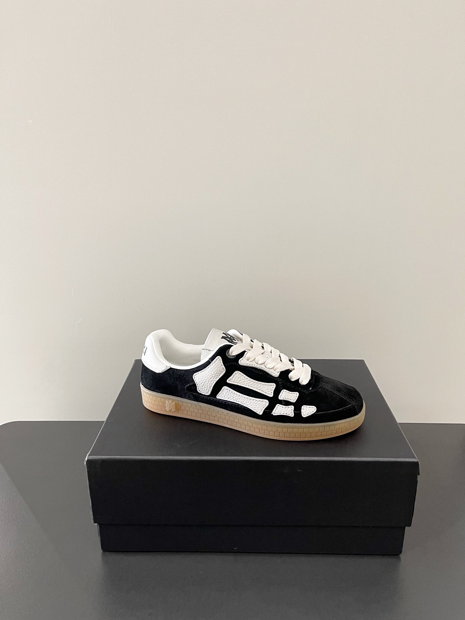 Amiri shoe