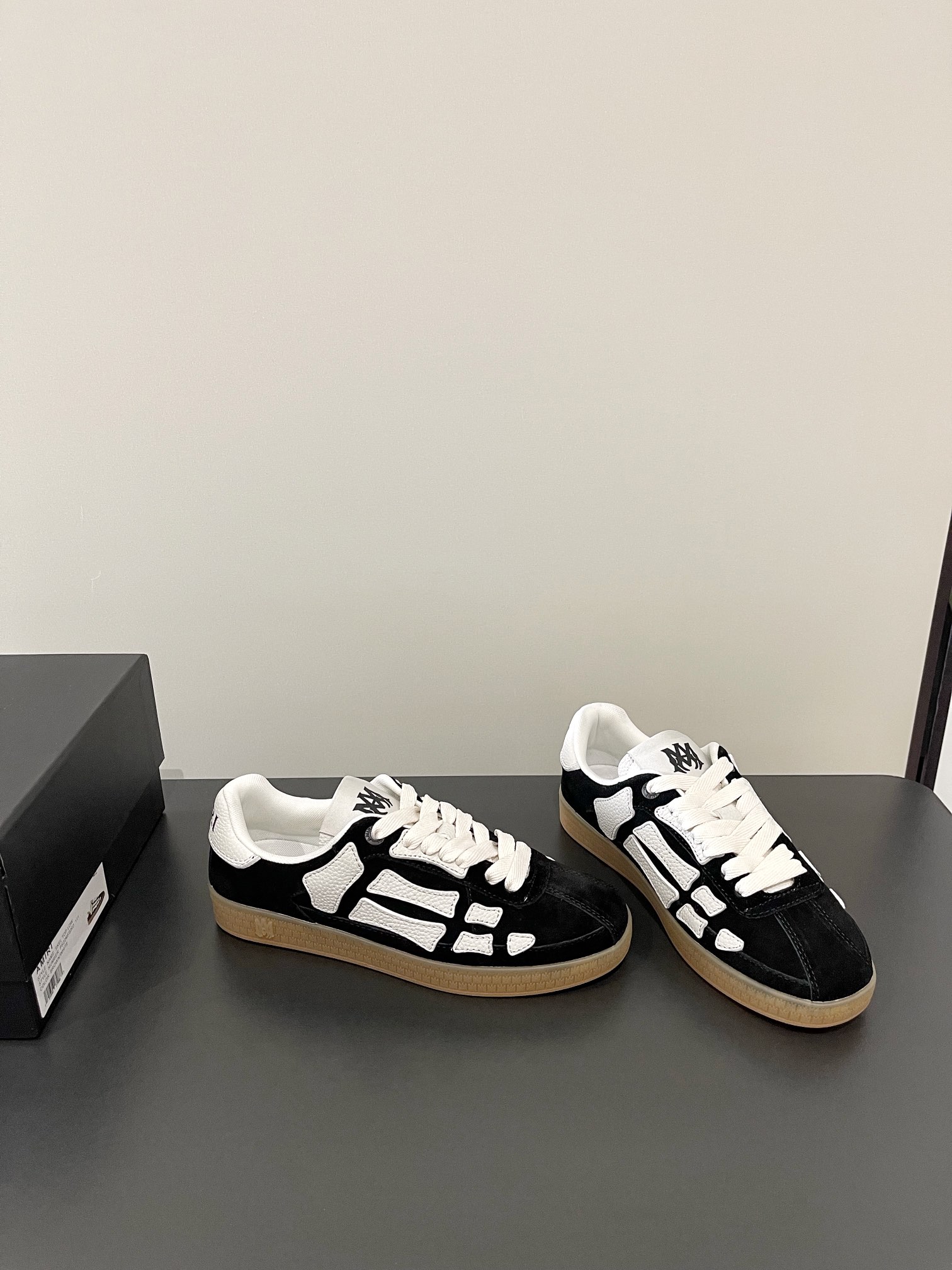 Amiri shoe