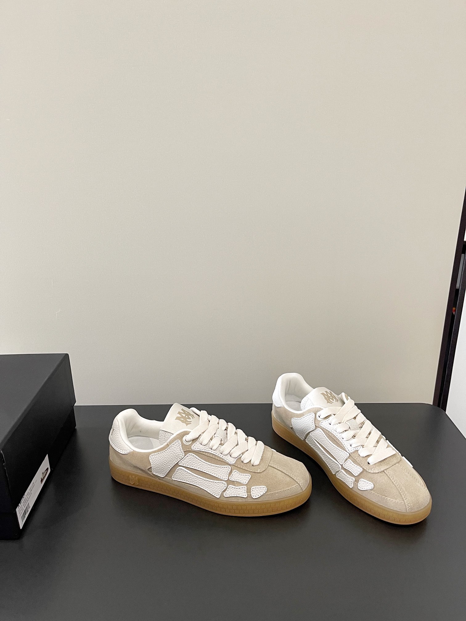 Amiri shoe