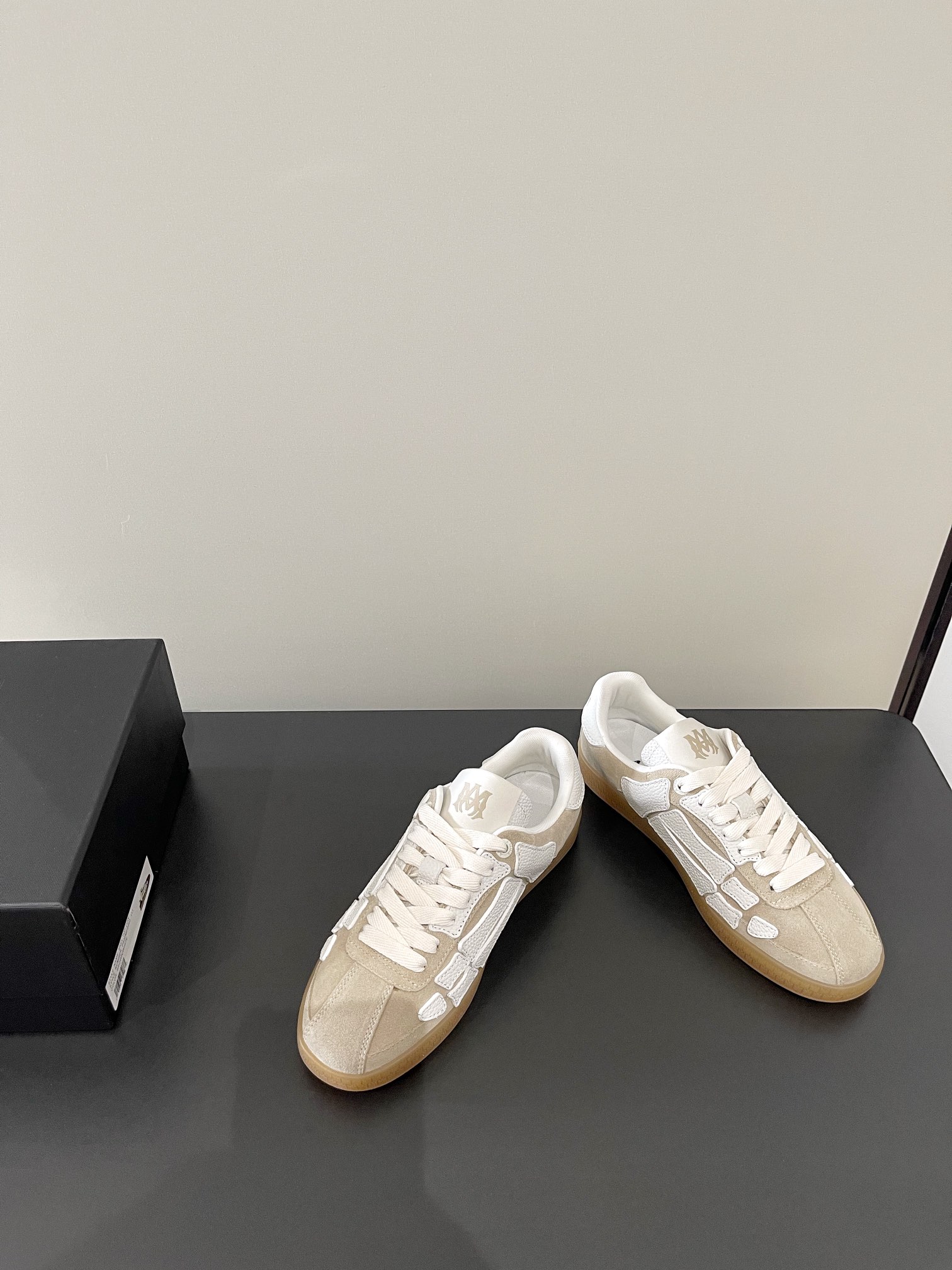 Amiri shoe