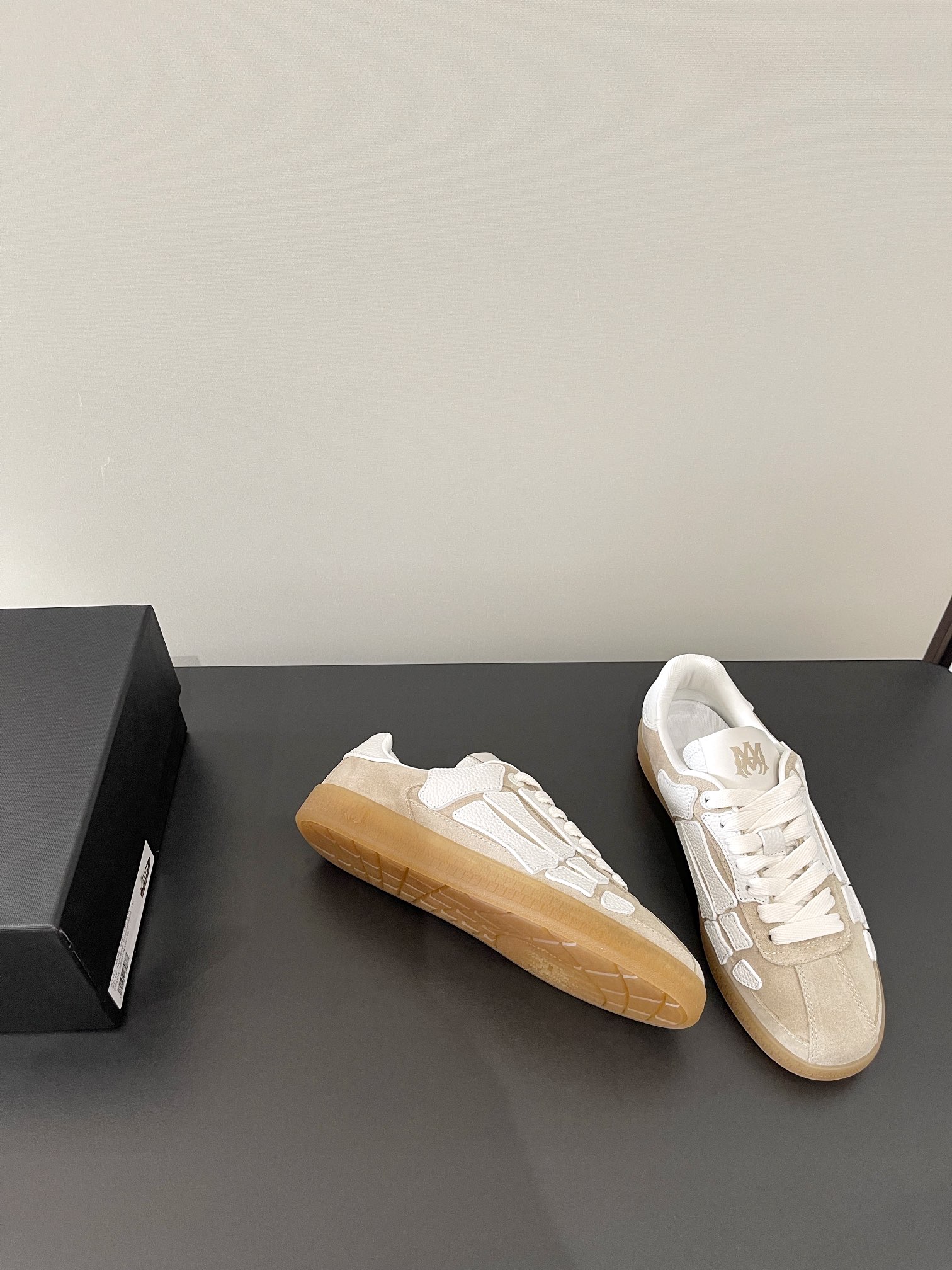 Amiri shoe