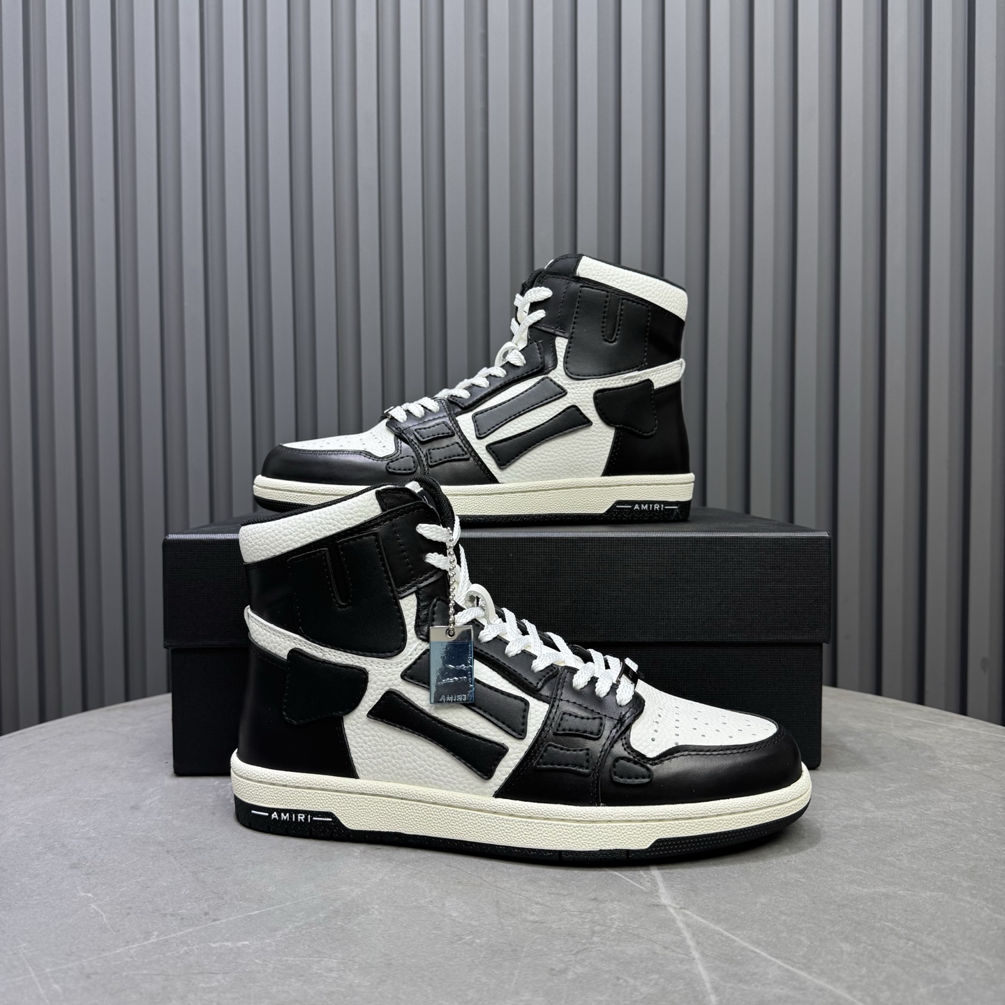 Amiri shoe