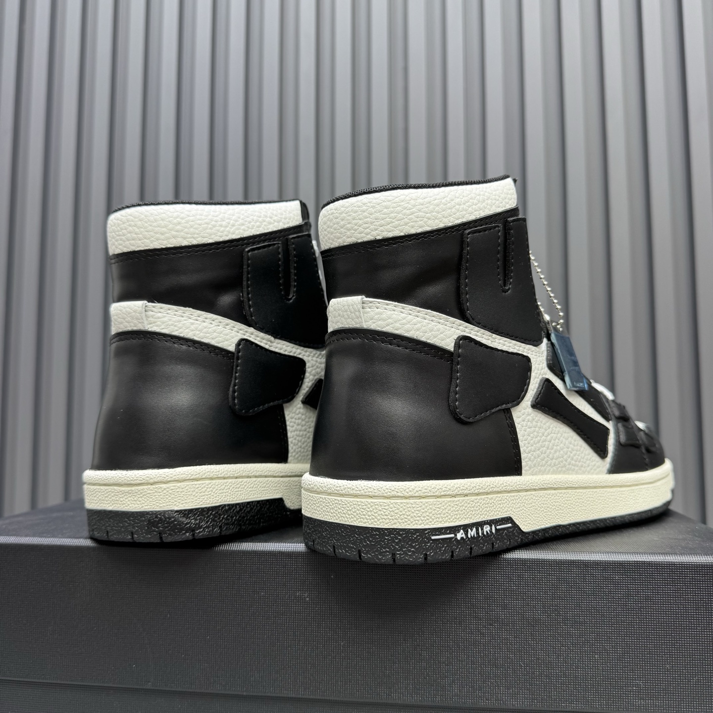 Amiri shoe